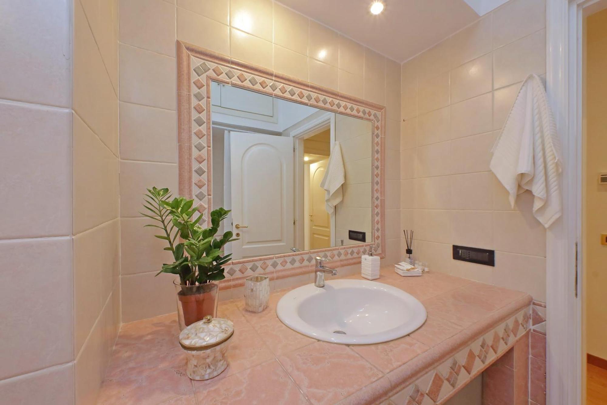 A 10 Minuti Da Fontana Di Trevi - Casa Signorile Apartment Rom
